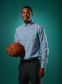 并分析背后 并分析背后